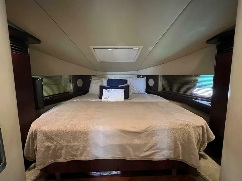 Slide: The Image of Sea Ray 48 Sundancer 2006 - 4463862