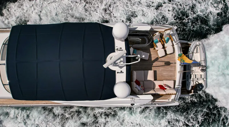 Slide: The Image of Sunseeker 90 2006 - 3950045