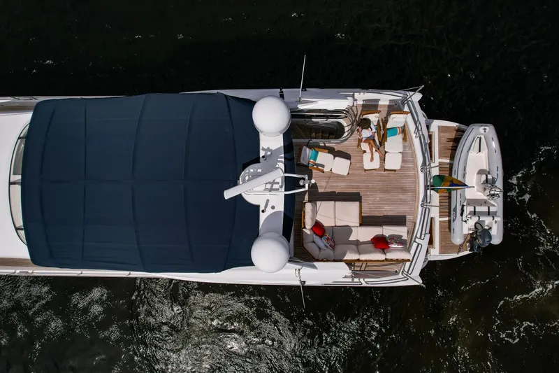 Slide: The Image of Sunseeker 90 2006 - 3950050