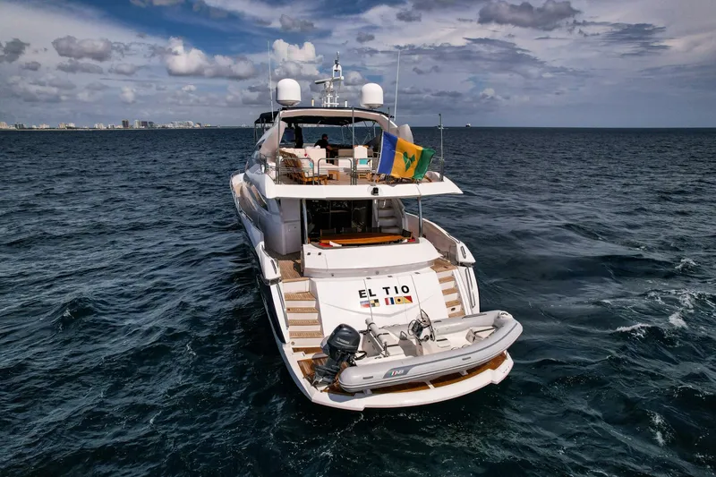 Slide: The Image of Sunseeker 90 2006 - 3950040