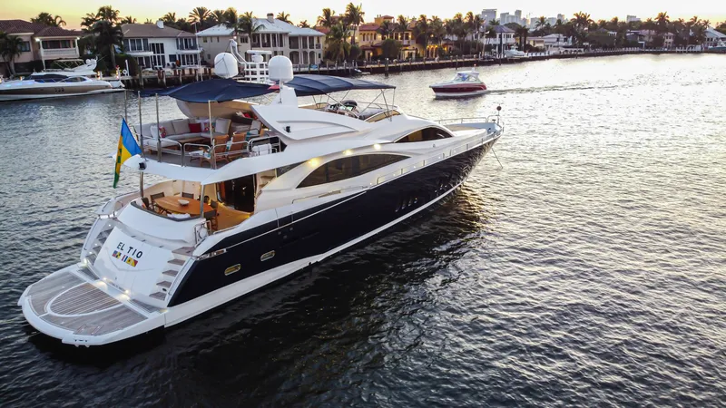 Slide: The Image of Sunseeker 90 2006 - 3179841