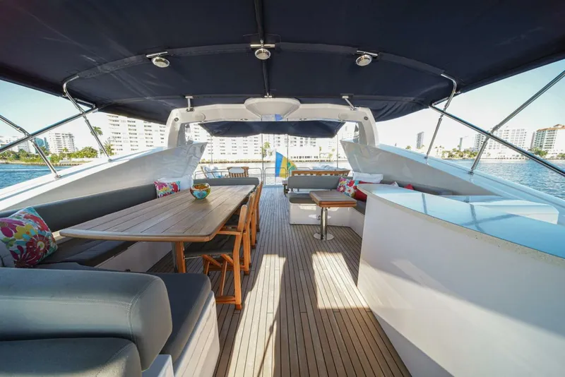 Slide: The Image of Sunseeker 90 2006 - 3919634