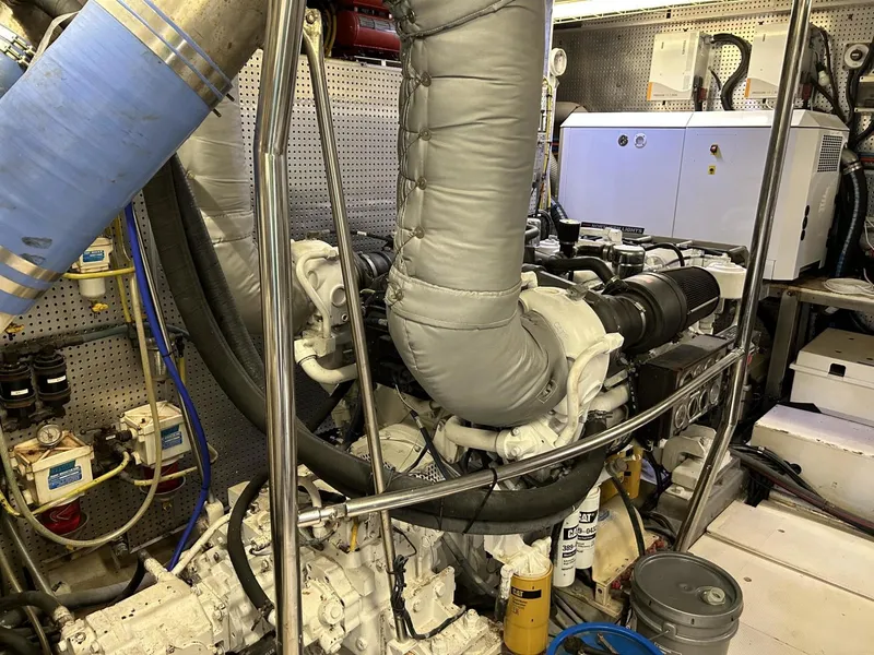 Slide: The Image of President 100 Motor Yacht 2002 - 3518488