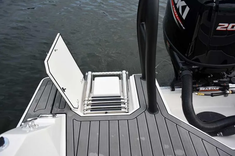 Slide: The Image of Starcraft SVX 211 OB 2022 - 3190337