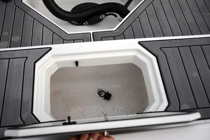 Slide: The Image of Starcraft SVX 211 OB 2022 - 3190368