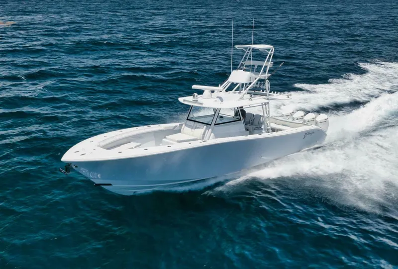 Slide: The Image of Yellowfin 42 Offshore 2026 - 4014831