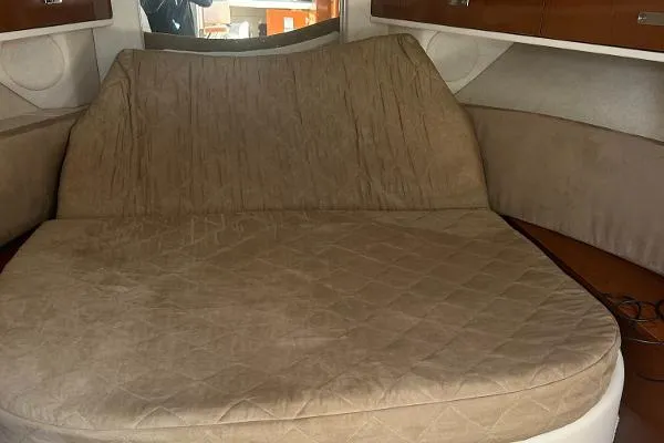 Slide: The Image of Sea Ray Sundancer 350 2012 - 16