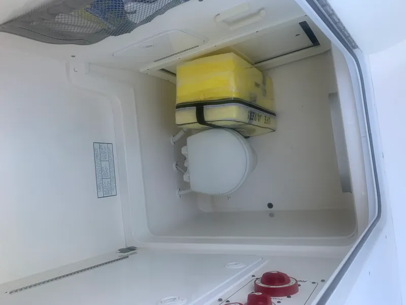 Slide: The Image of Regulator Marine 26 Forwarding Seating 2010 - 3206117