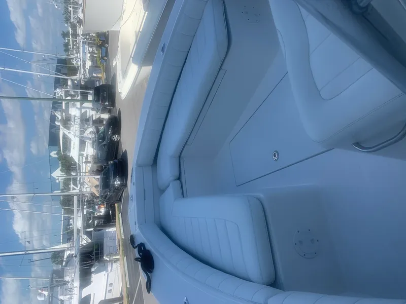 Slide: The Image of Regulator Marine 26 Forwarding Seating 2010 - 3206109