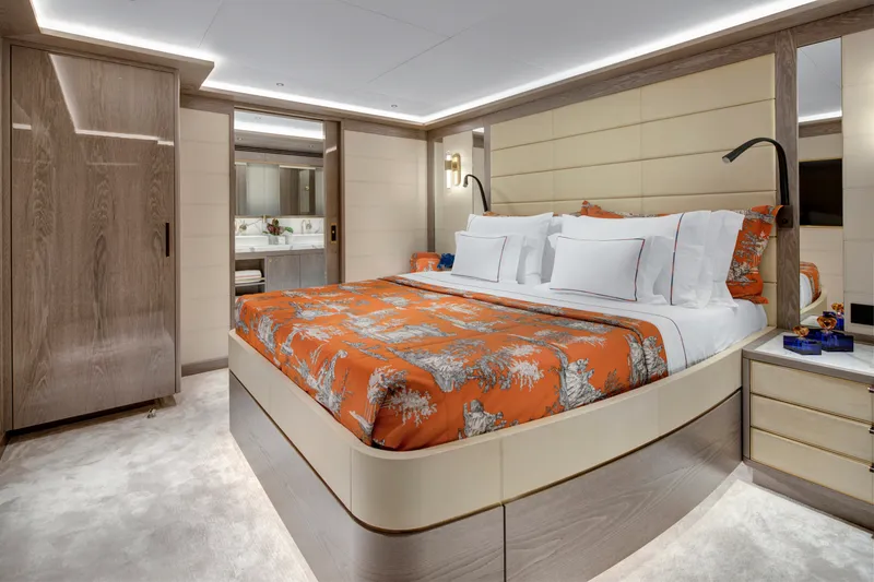 Slide: The Image of Sirena 88 VIP  - 3209914