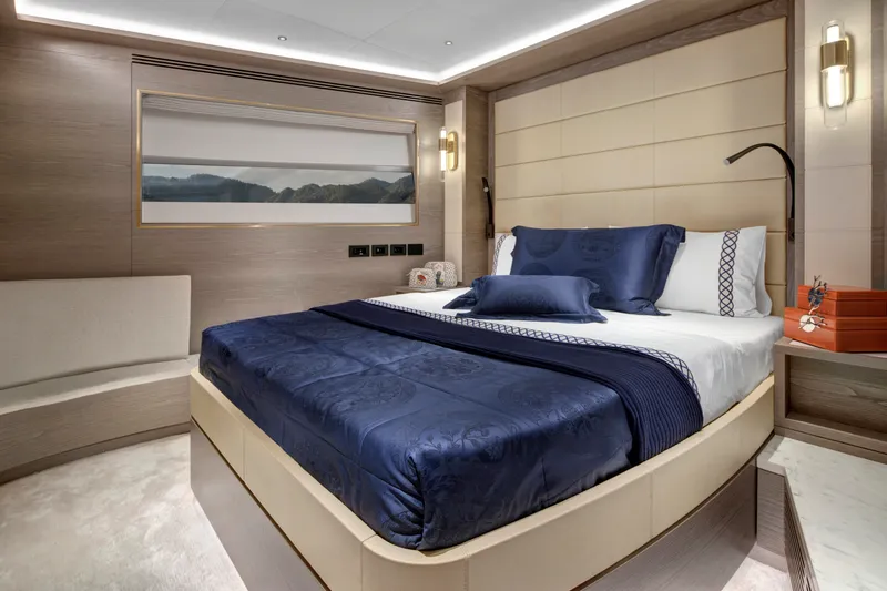 Slide: The Image of Sirena 88 Guest - 3209936