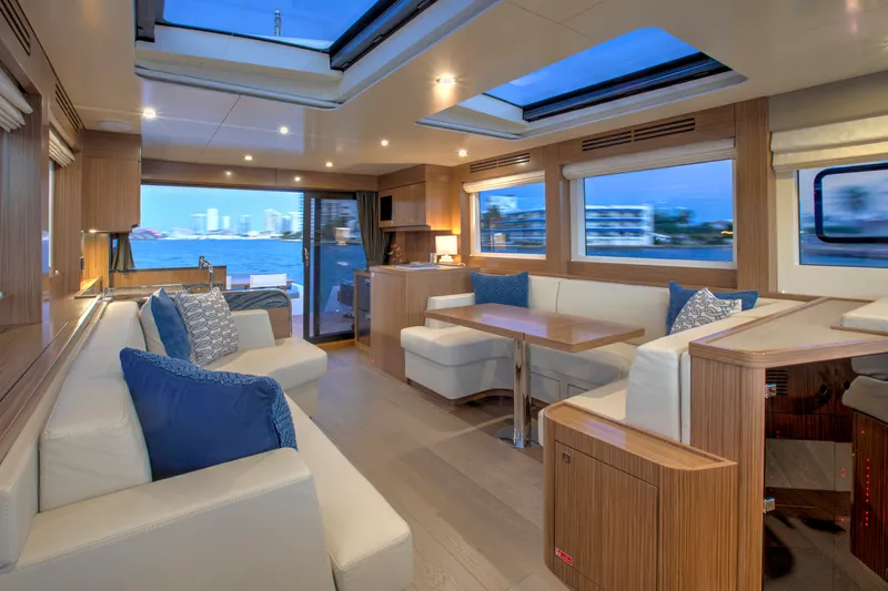 Slide: The Image of Sirena 58 Coupe Salon - 3322483