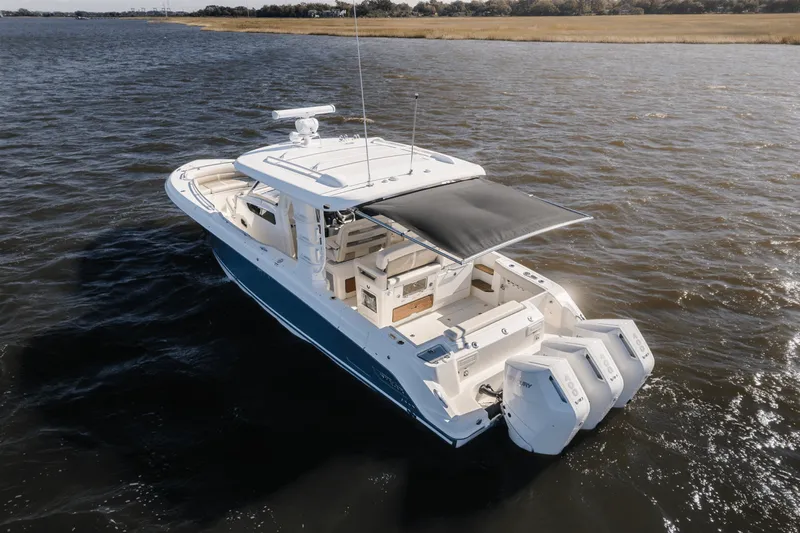 Slide: The Image of Boston Whaler 350 Realm 2025 - 3