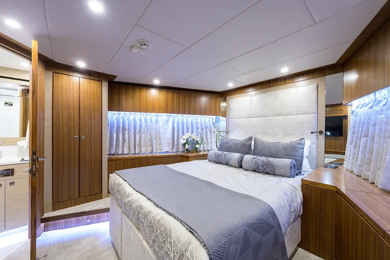 Slide: The Image of VIP Stateroom - 3222004