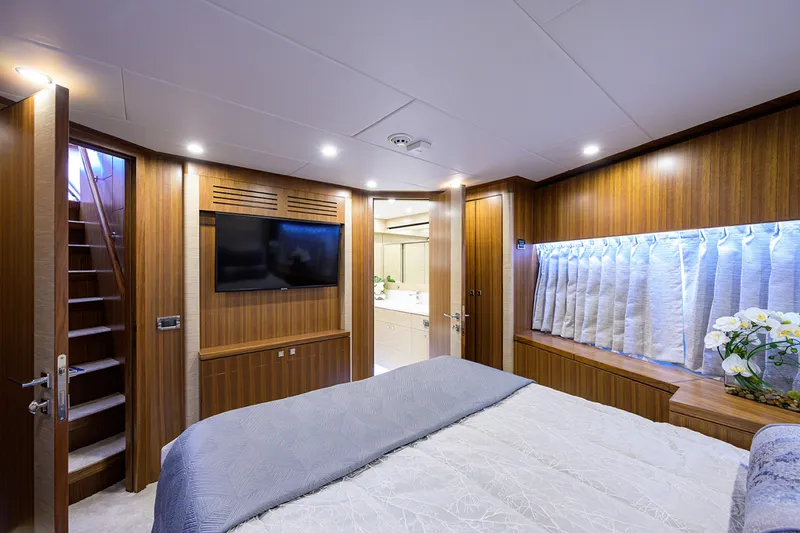 Slide: The Image of VIP Stateroom - 3222005