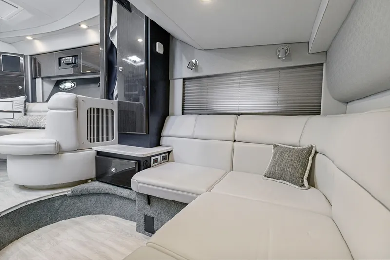 Slide: The Image of Formula 37PC 2018 - 3254665