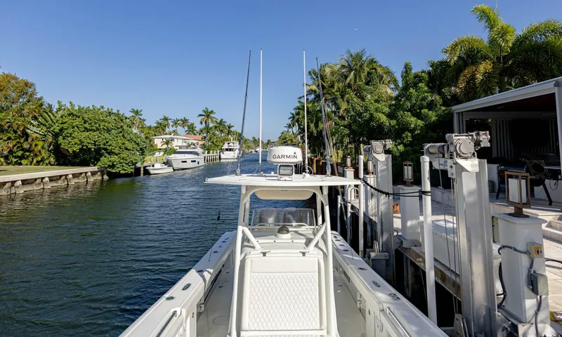 Slide: The Image of Yellowfin Offshore 2015 - 5905296