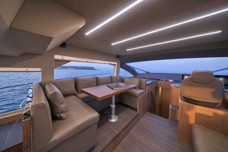 Slide: The Image of Astondoa 52 Flybridge 2022 - 3275402