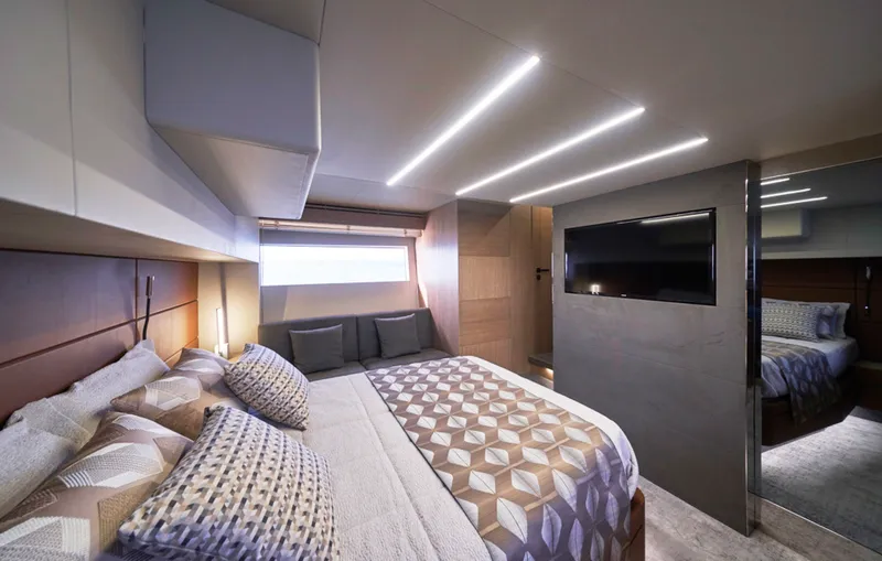 Slide: The Image of Astondoa 52 Flybridge 2022 - 3275406