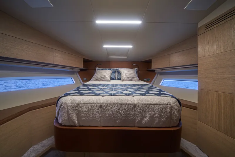 Slide: The Image of Astondoa 52 Flybridge 2022 - 3275408