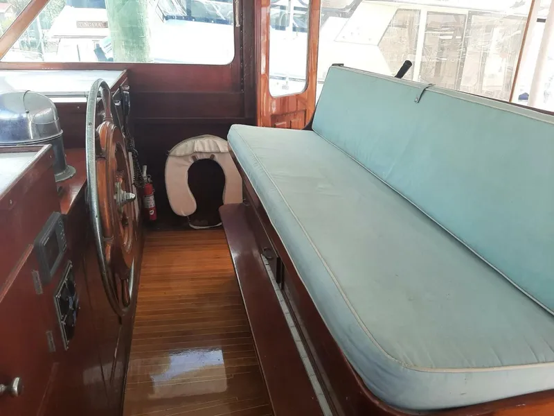 Slide: The Image of Trumpy 55 1966 - 5736228