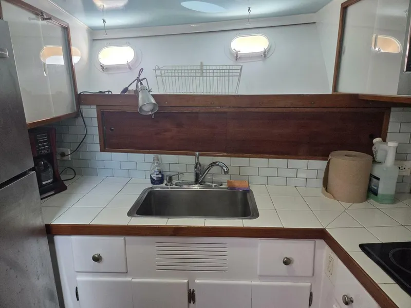 Slide: The Image of Trumpy 55 1966 - 5736240