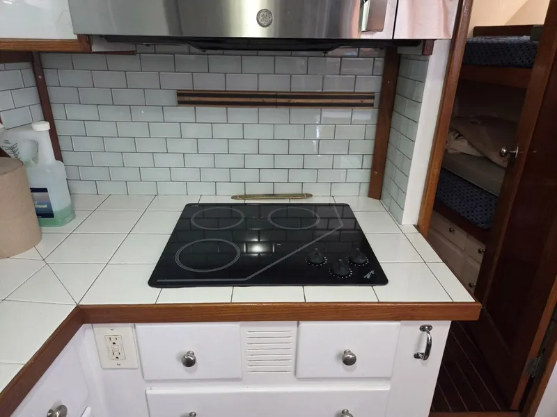 Slide: The Image of Trumpy 55 1966 - 5736243