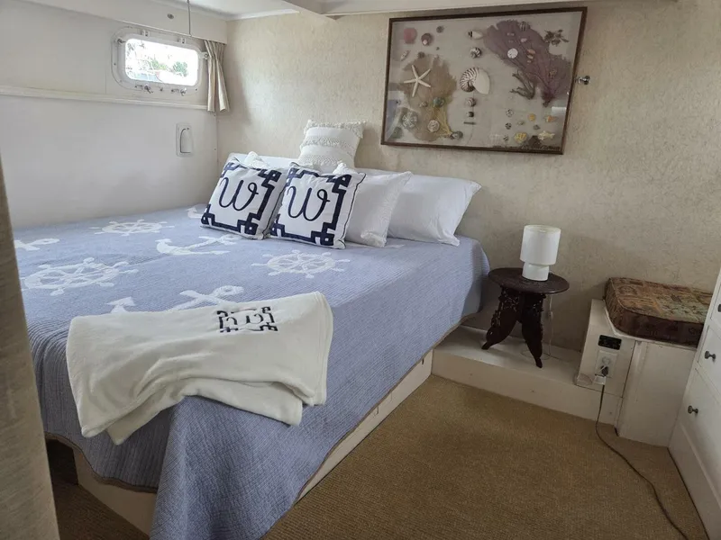 Slide: The Image of Trumpy 55 1966 - 5736247