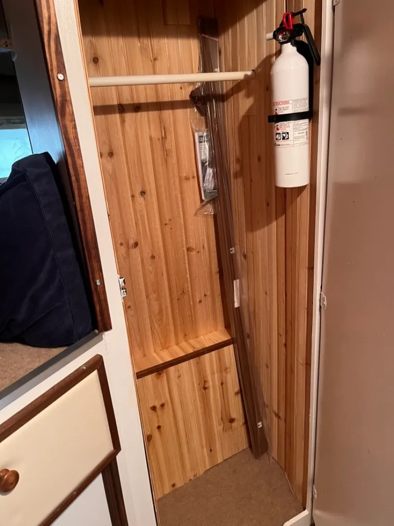 Slide: The Image of 26 Under The Wire 1979 Chris Craft Catalina V Berth Locker Inside  - 3287471