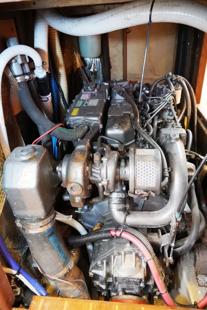 Slide: The Image of Hunter Passage 420 2000 - 3283625