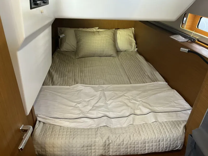 Slide: The Image of 2023 Beneteau First 44 Aft Cabin - 4917889