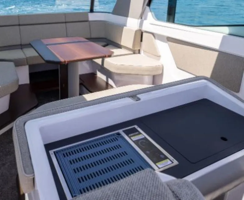 Slide: The Image of Axopar 45 XC Cross Cabin 2022 - 3289974