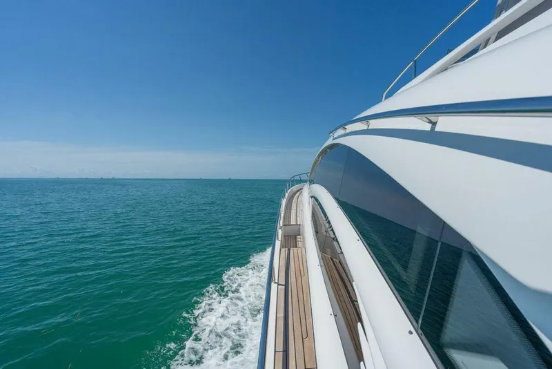 Slide: The Image of 2018 PERSHING 74 2018 PERSHING 74 - 4447231