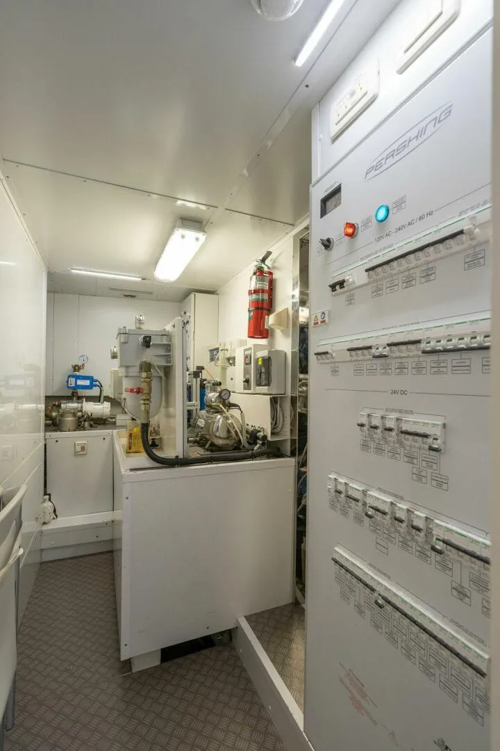 Slide: The Image of 2018 PERSHING 74 2018 PERSHING 74 - 4447246