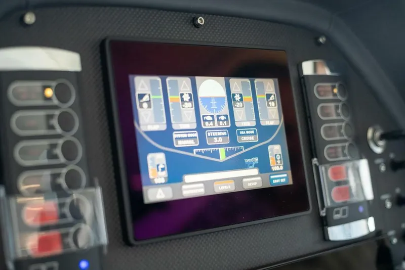 Slide: The Image of 2018 PERSHING 74 2018 PERSHING 74 - 4447273