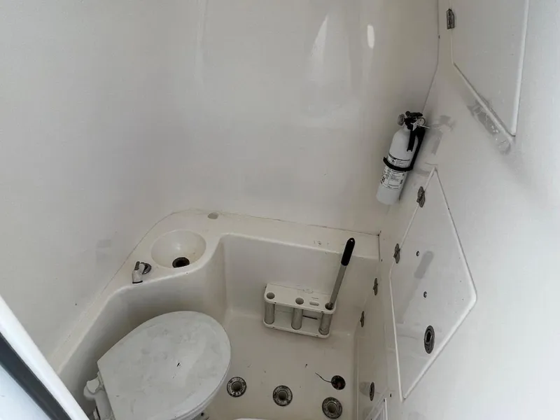 Slide: The Image of Venture 34 CC 2004 - 3294120