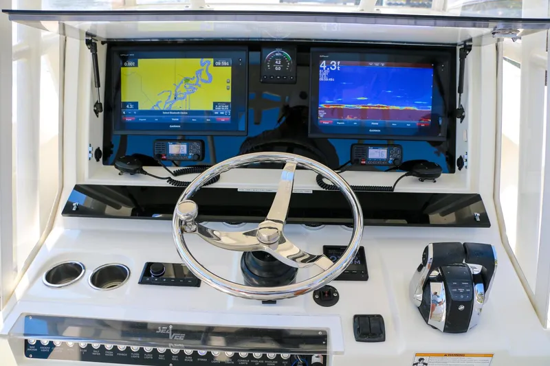 Slide: The Image of SeaVee 390Z 2016 - 3492255