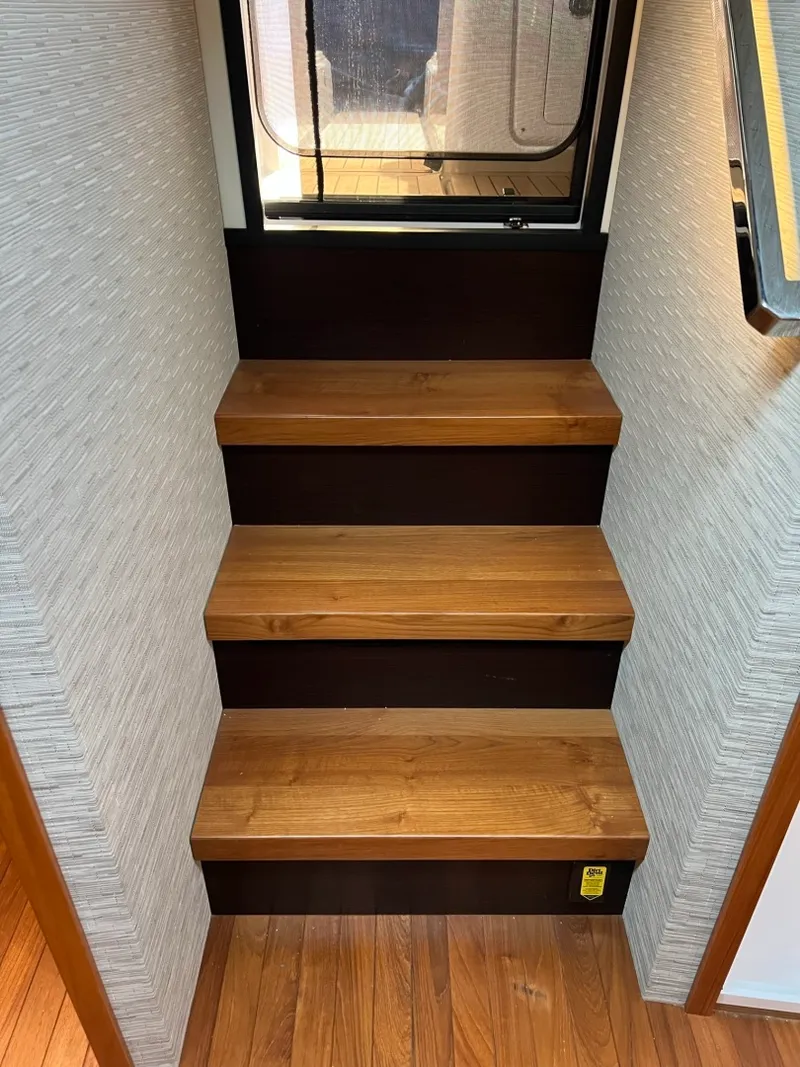 Slide: The Image of 2016 Tiara 44 Express Coupe - 3304501