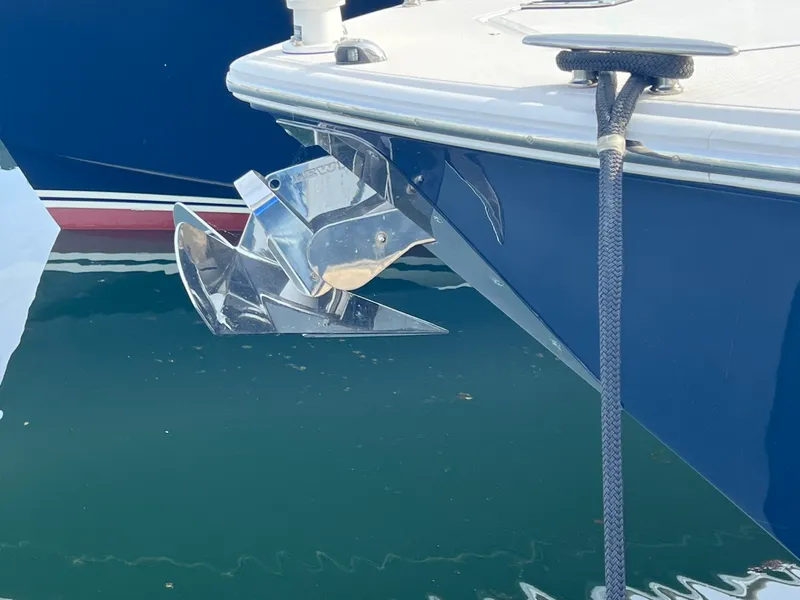 Slide: The Image of 2016 Tiara 44 Express Coupe - 3304491