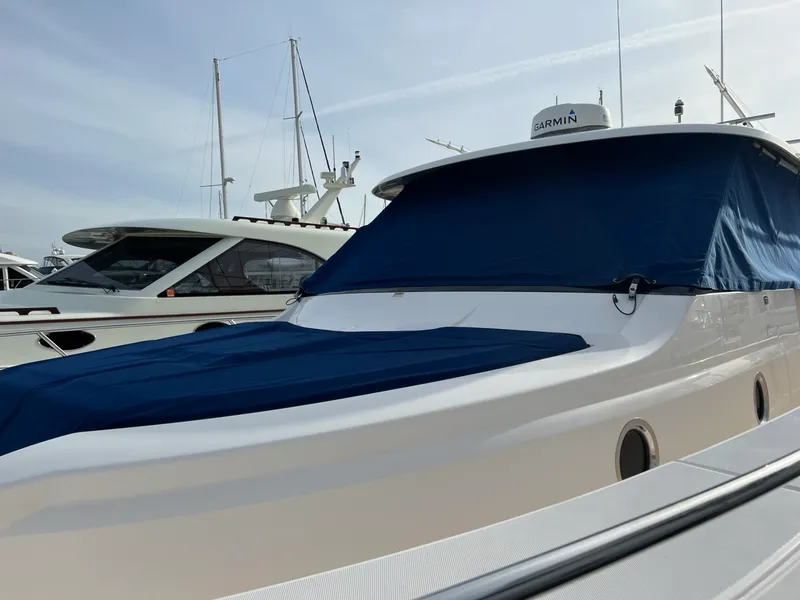 Slide: The Image of 2016 Tiara 44 Express Coupe - 3304511