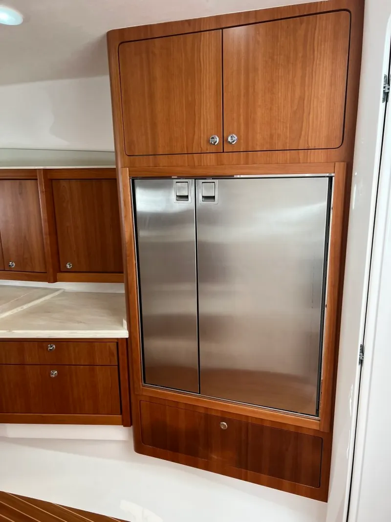 Slide: The Image of Intrepid 475 Sport Yacht 2019 - 3314068