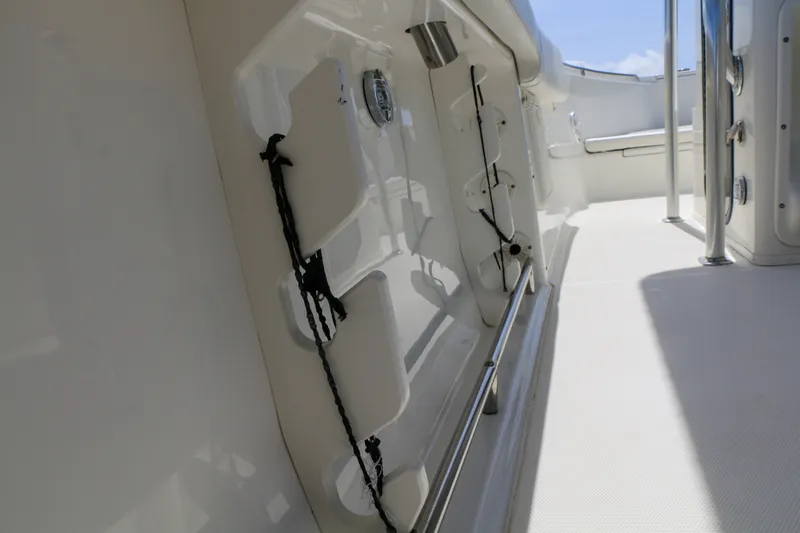 Slide: The Image of Triton 24 2006 - 3314276