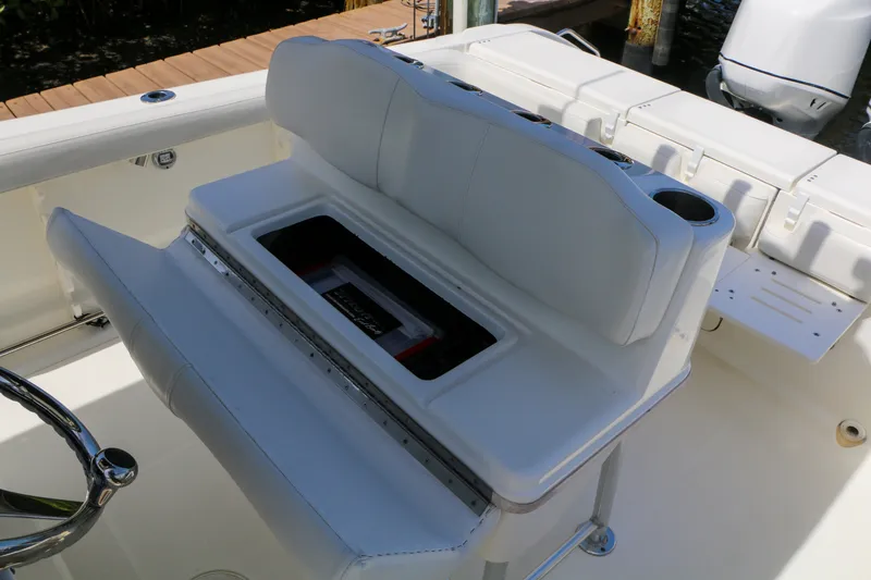 Slide: The Image of Triton 24 2006 - 3314207