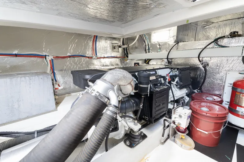 Slide: The Image of Cruisers 45 - Engine Room 2018 Cruisers 45 Cantius - Insieme - 3328799