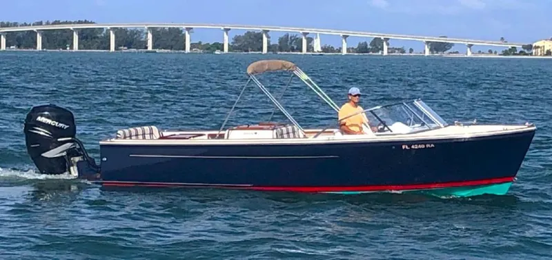 The Image of Vanquish 26 Runabout 2016 - 3330378