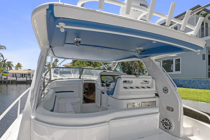 Slide: The Image of Intrepid 477 Evolution 2020 - 3337212