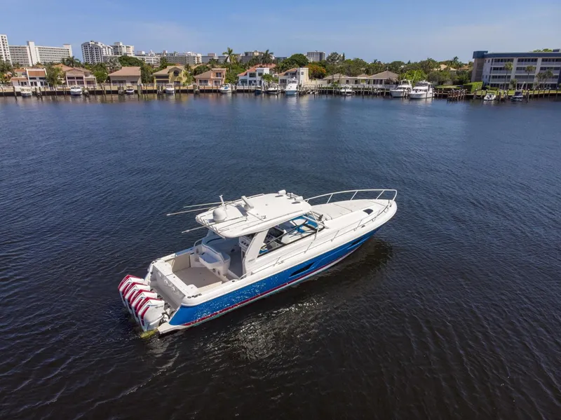 Slide: The Image of Intrepid 477 Evolution 2020 - 3337203