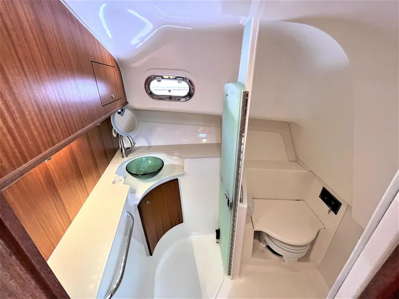 Slide: The Image of Pursuit OS 385 Offshore 2016 - 3331121