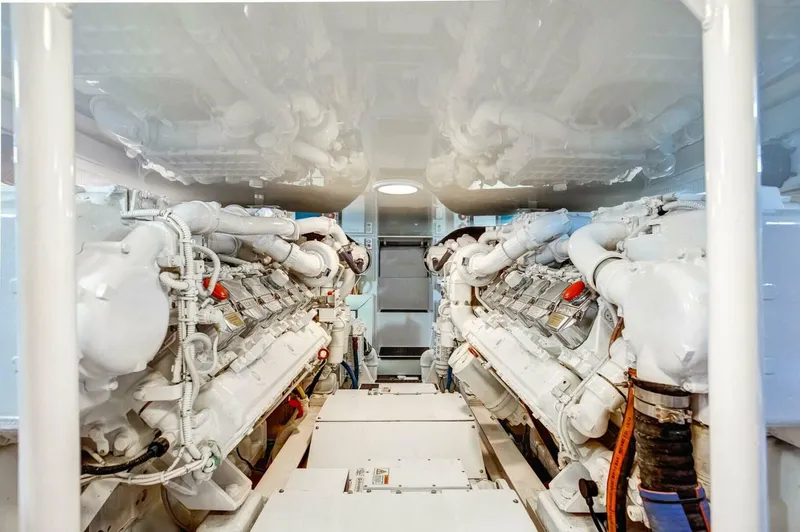 Slide: The Image of Viking 57 Convertible 2010 - 4801061