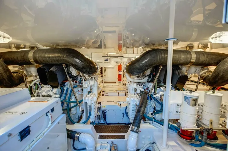 Slide: The Image of Viking 57 Convertible 2010 - 4801064